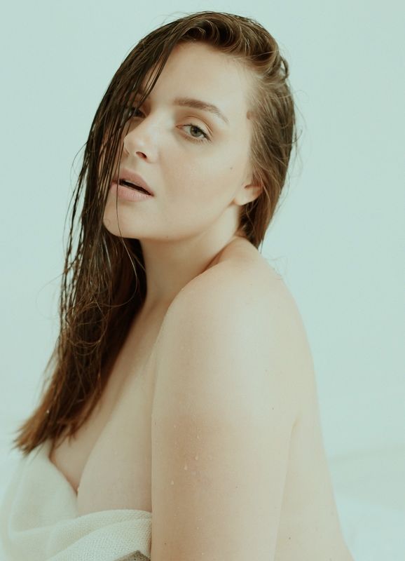 Julia фото превью