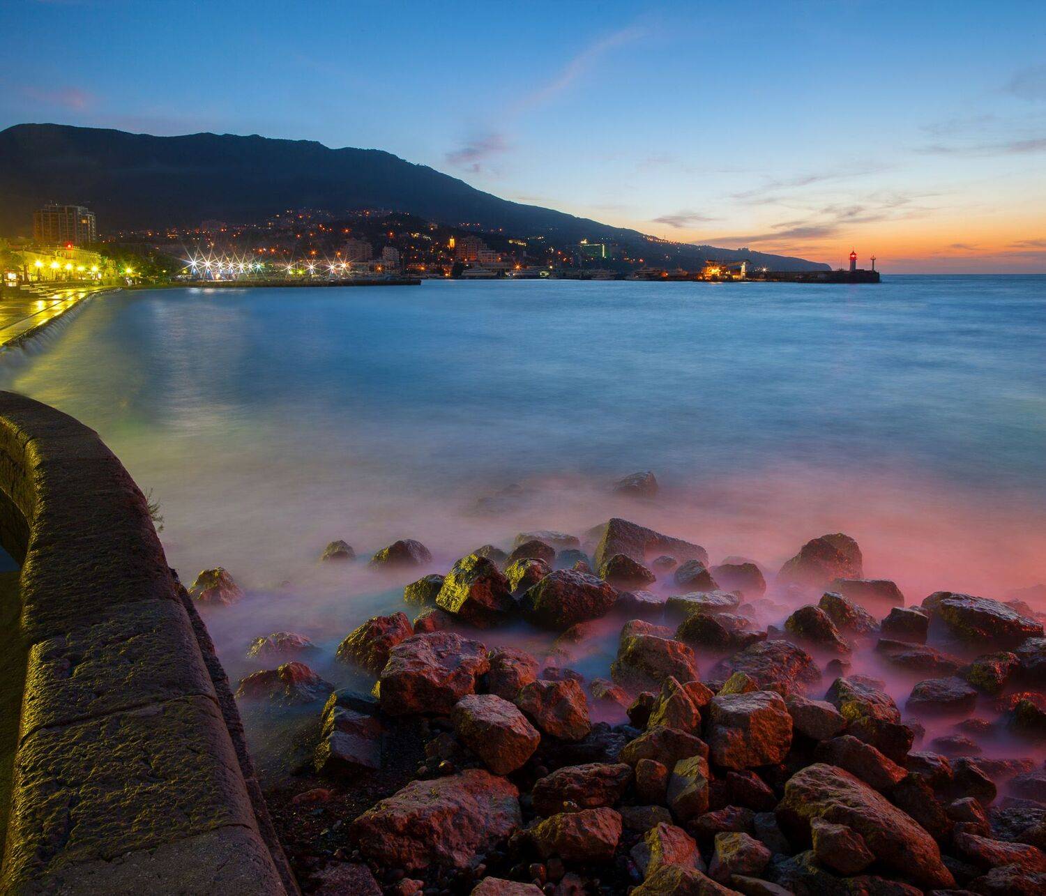 ялта, набережная, крым, набережная, черное море, ялтинский маяк, маяк, набережная ленина, ялтинский залив, мартьян, мыс мартьян, Serge Titov