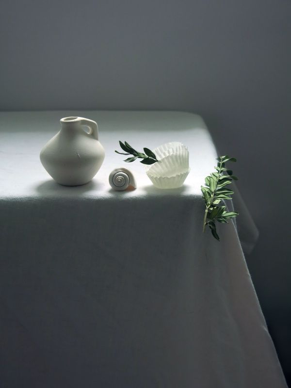 С веточкой самшита фото превью