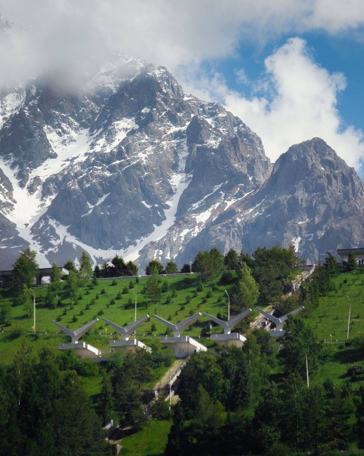 , Ислам Мирсаитов