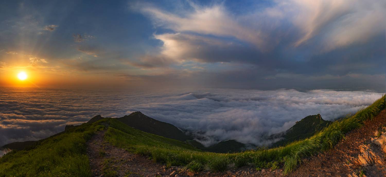 бештау,рассвет, облака,солнце,панорама,природа,пейзаж, Елена Брежицкая