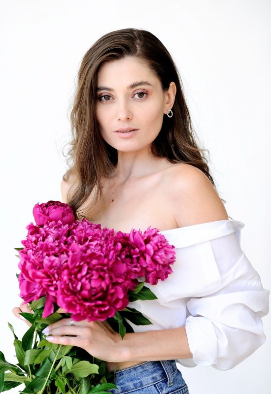 девушка,портрет,студия  фото превью