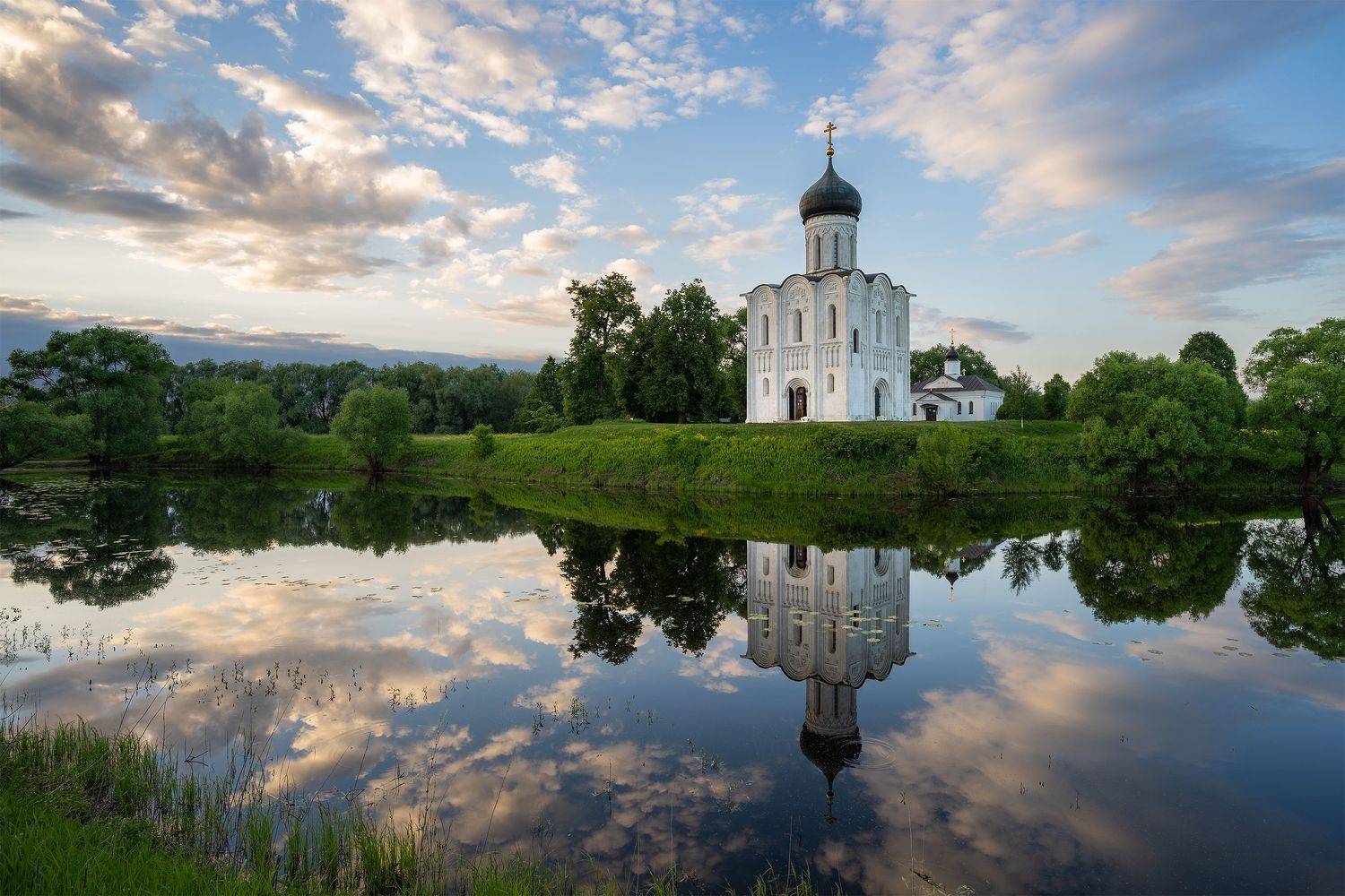 вечер, пейзаж, храм, церковь, вода, отражение, облака, лето, архитектура, путешествие, evening, landscape, temple, church, water, reflection, clouds, summer, architecture, travel, Сергей Серушкин