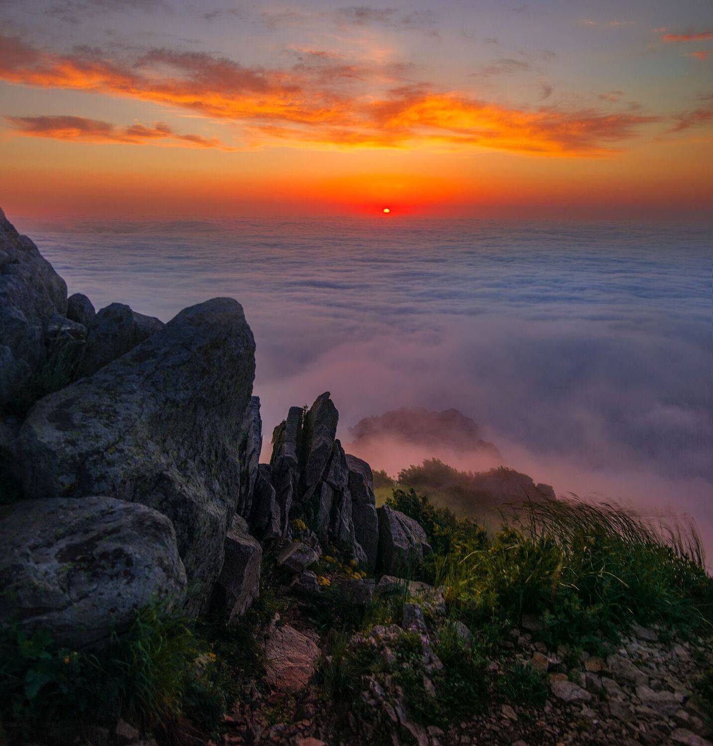 рассвет,облака,солнце,бештау,природа,пейзаж,ветер, Елена Брежицкая