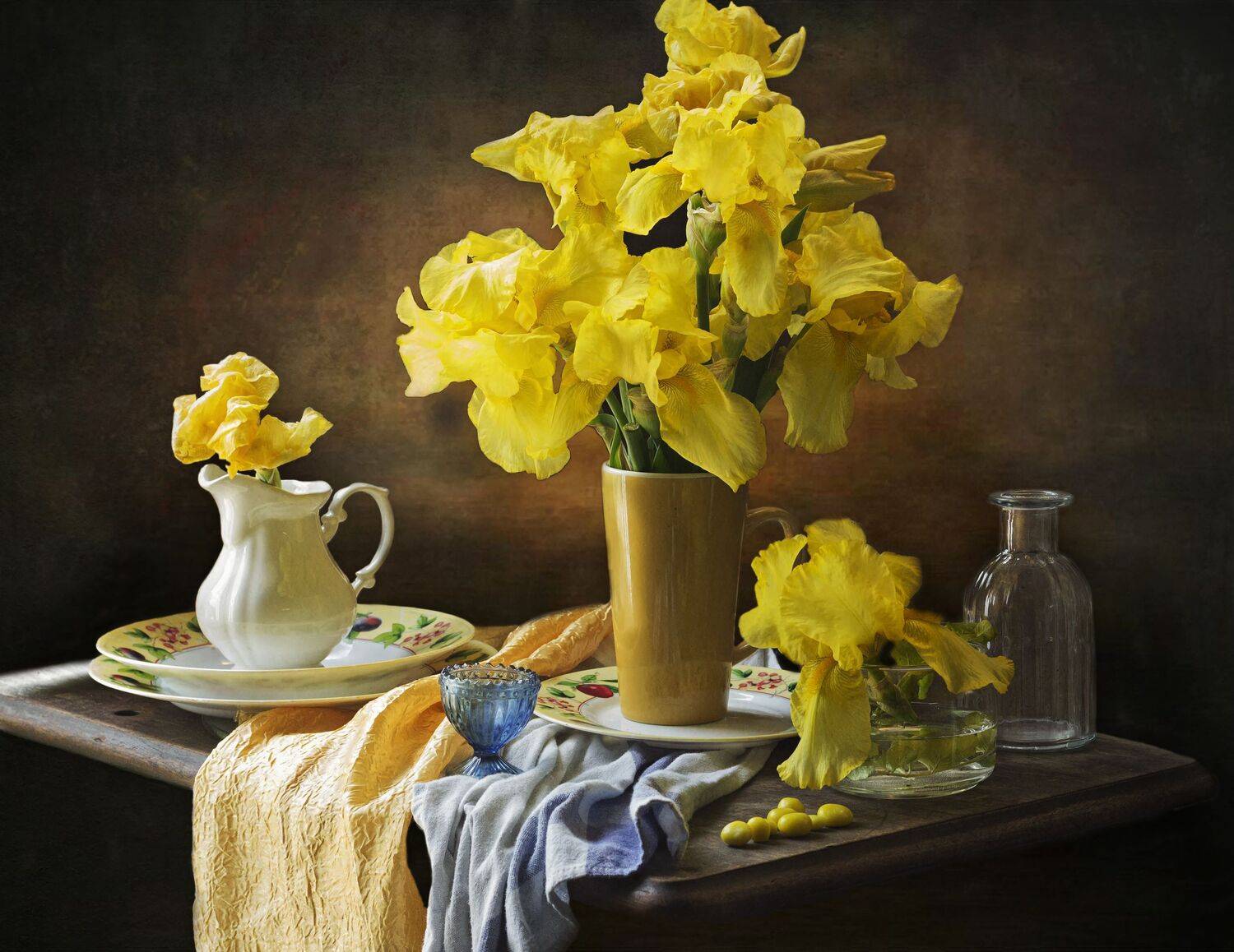 жёлтые ирисы, весна, натюрморт, Лионелла Зимина