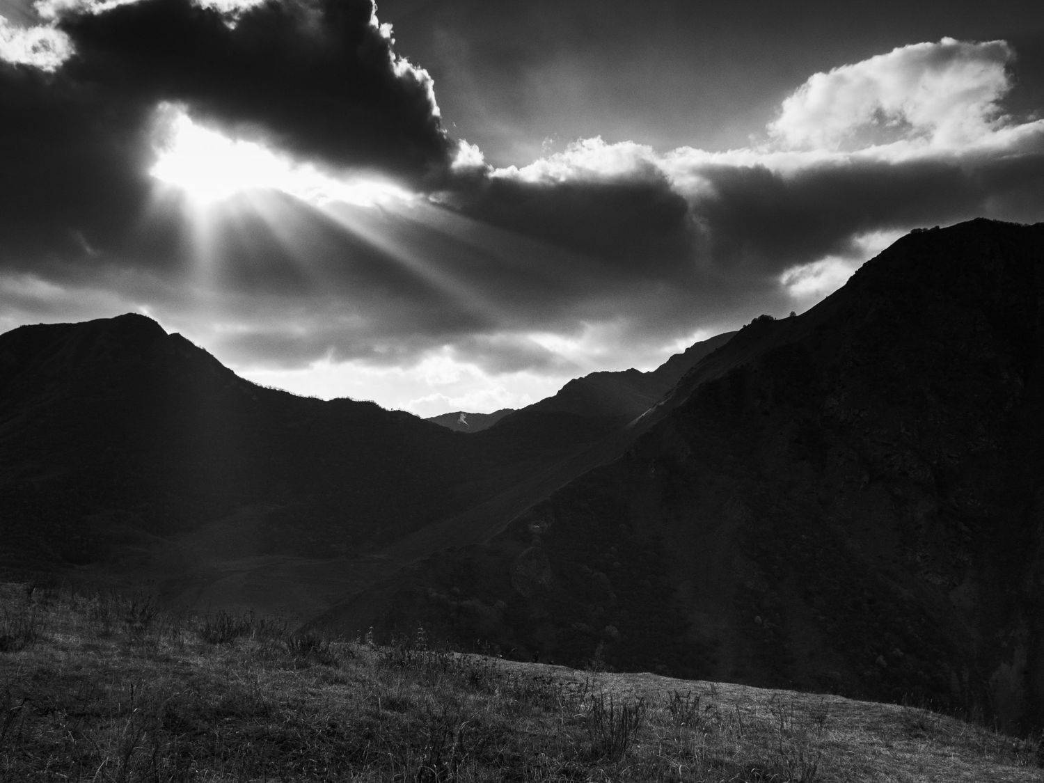 Black and white, Monochrome, Landscape, Ossetia, Russia, Elena Beregatnova