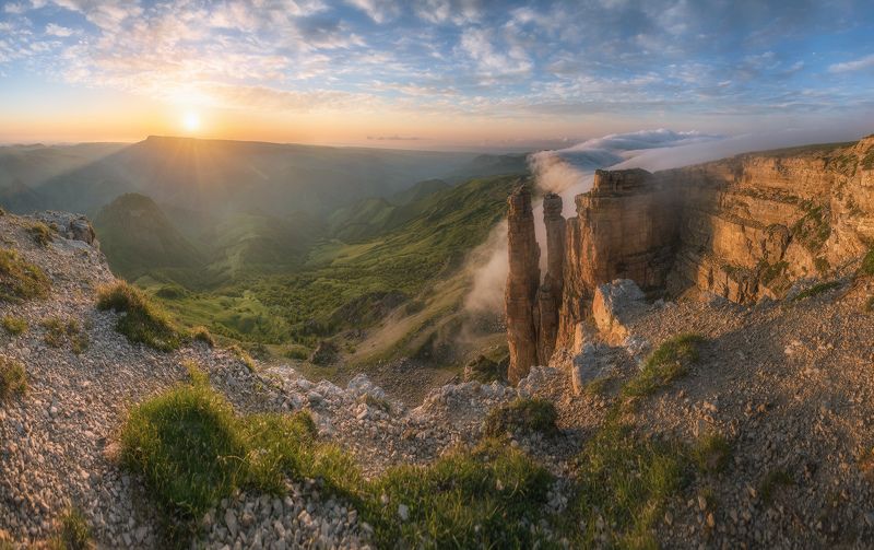 Бермамыт. Скалы Монахи. фото превью
