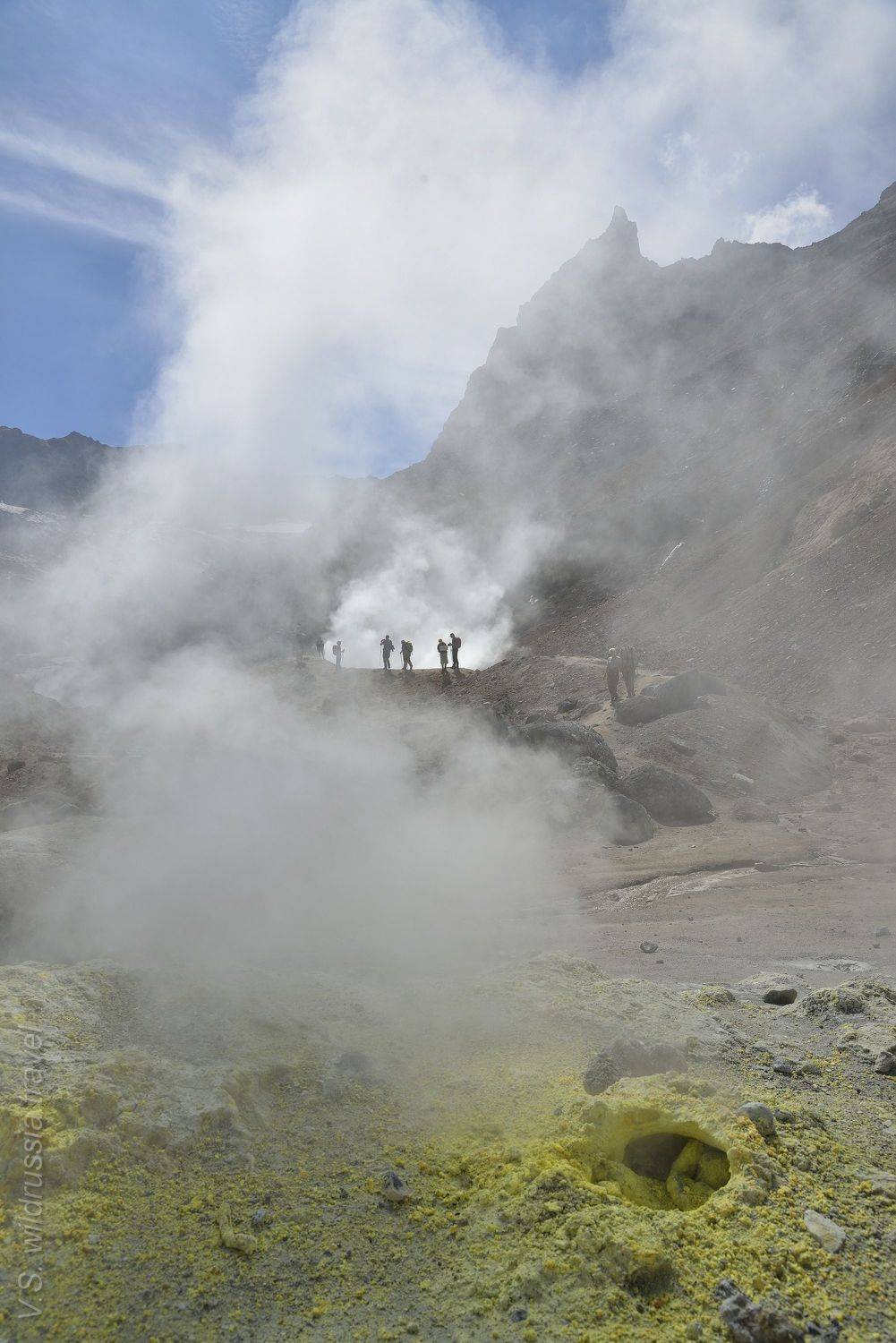 Камчатка, Россия, вулкан, Мутновский, извержение, кратер, риск, приключение, путешествие, шагнивнеизведанное, Владимир Столяров