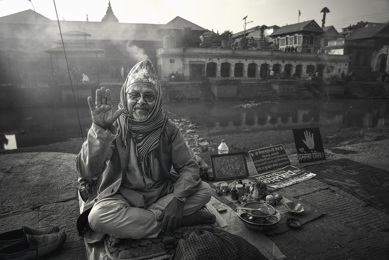 fortune teller,  pashupatinath temple, nepal Fortune Teller фото превью