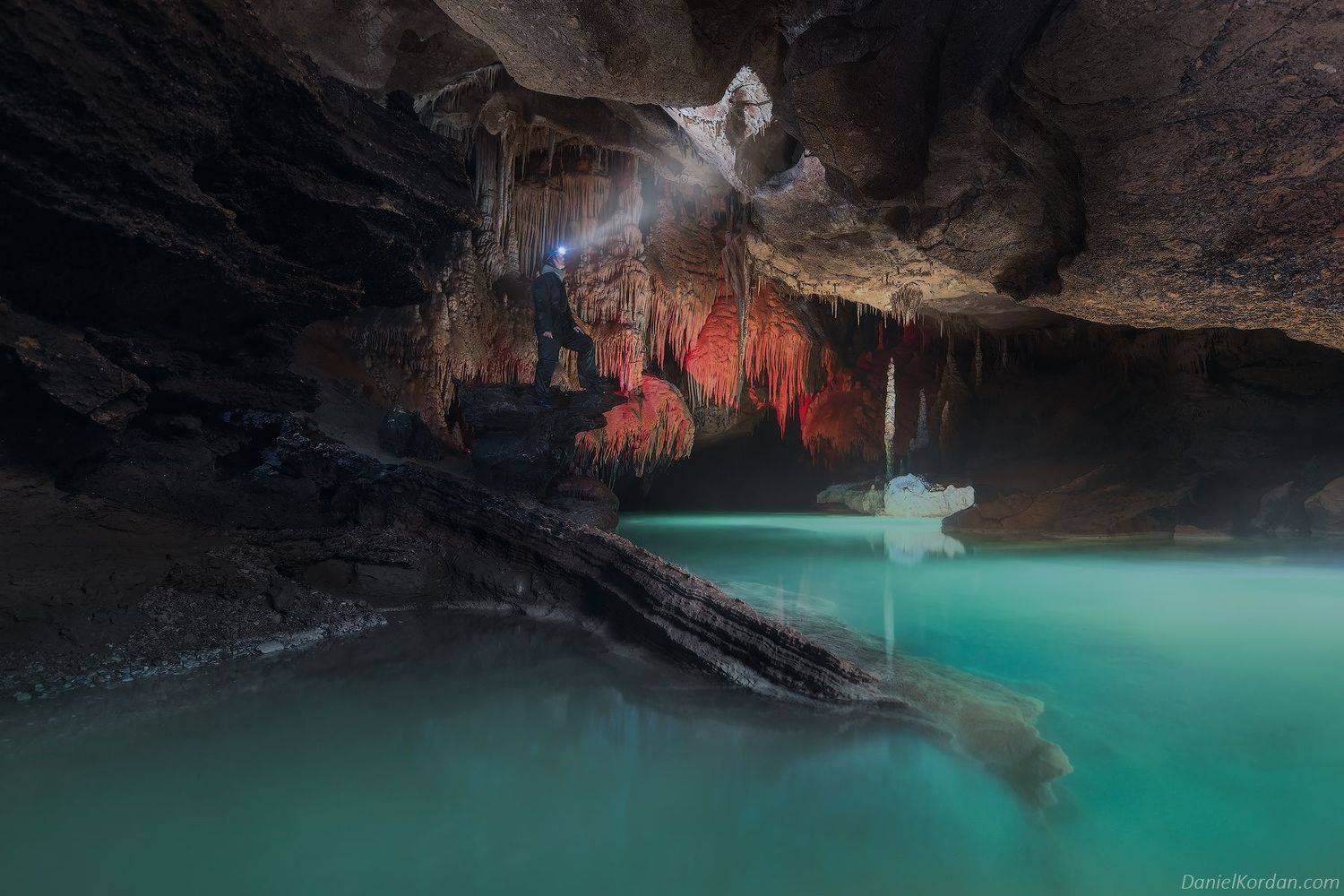 Крым, Красная пещера, Даниил Коржонов