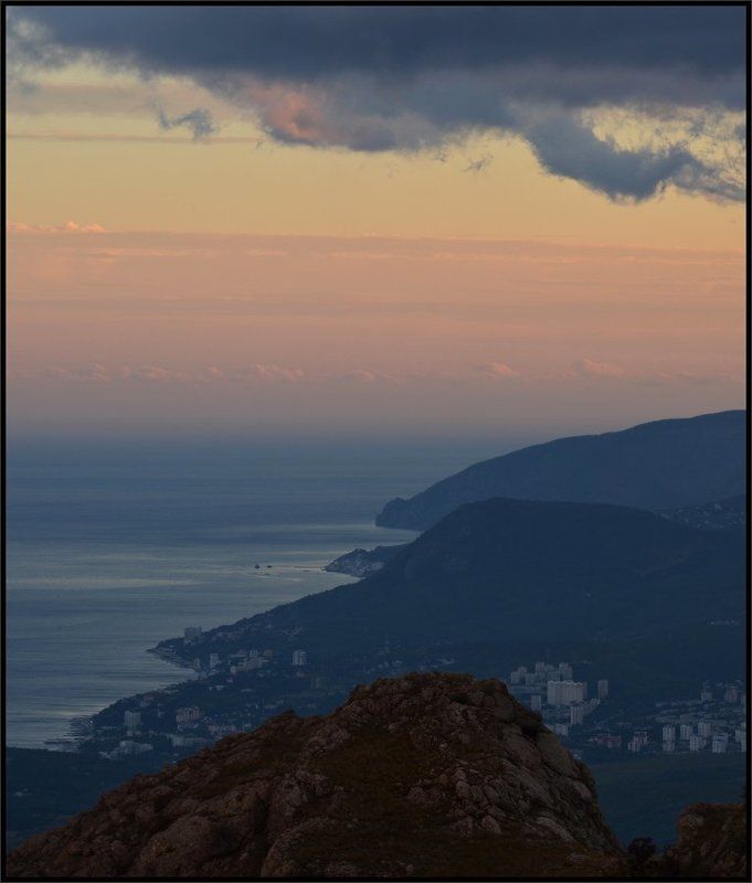 Алушта, Аю-даг, Кастель, Крым, Шан-Кая Вечерело... фото превью
