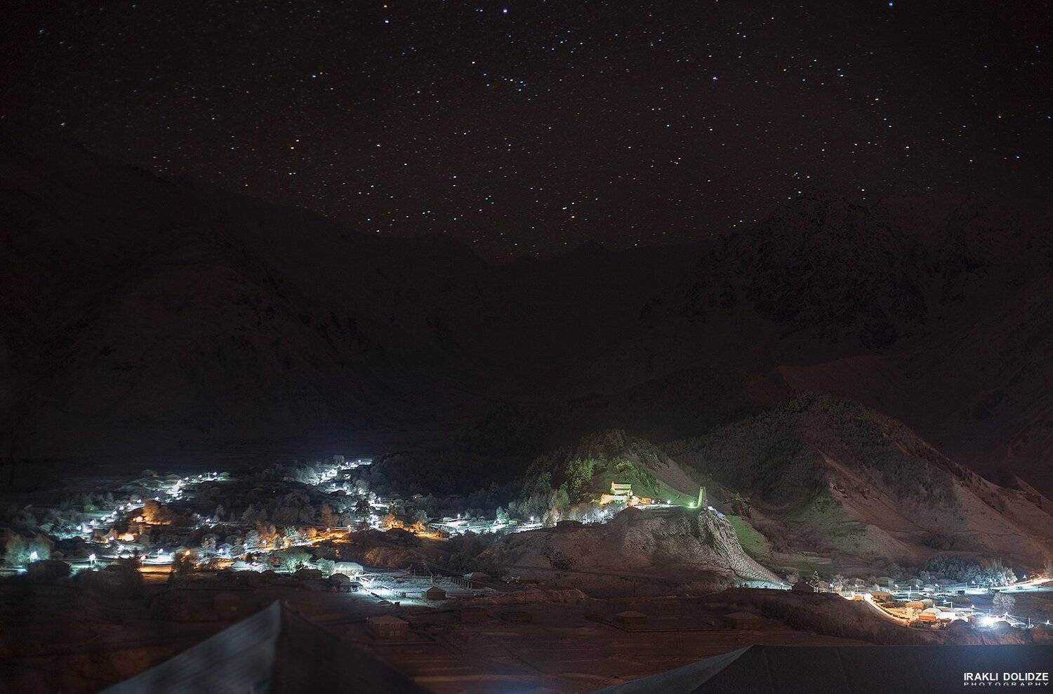 Canon, Canon eos 5d mark ii, Georgia, Houses, Kazbegi, Landscape, Lights, Mountains, Outdoor, Road, Sioni, Snow, Stars, Winter, ირაკლი დოლიძე