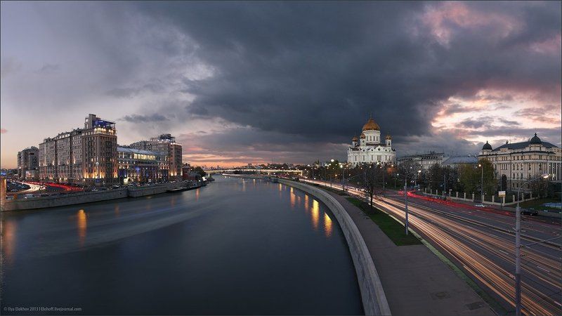 москва, театр эстрады, ххс, храм христа спасителя, архитектура, вечерняя москва Классический осенний Московский пейзаж. фото превью