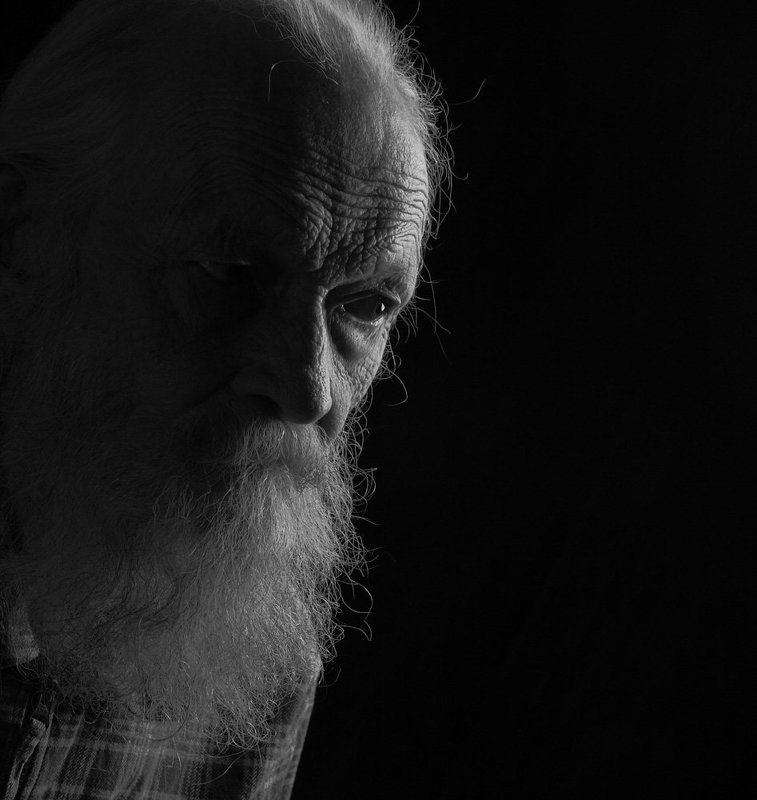 эдуард басов, черно белая фотография, портрет, студийная съемка, мытищи Портрет художника Востокова В.А. фото превью