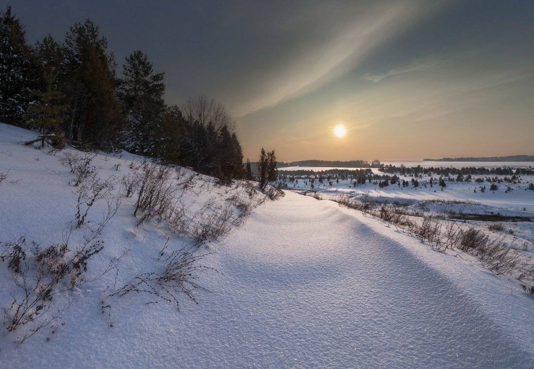 склон, снег, лес, деревья, закат, облака, зима, Георгий Машковцев