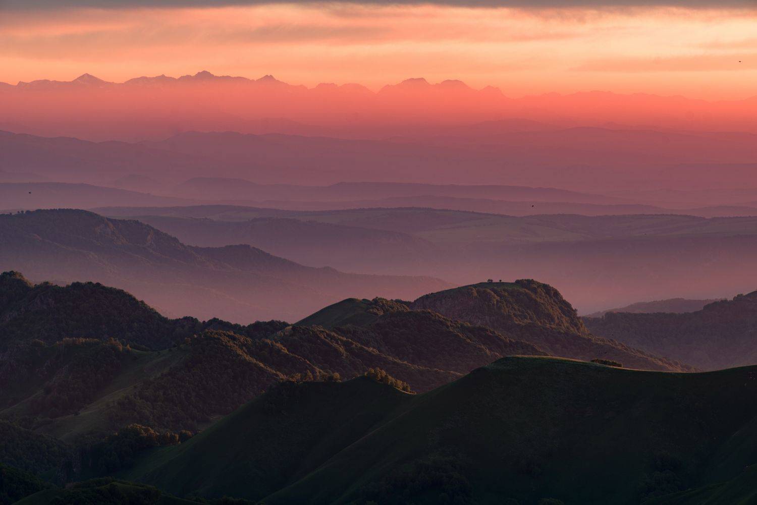 гора, рассвет, небо, плато, облака, утро, тучи, непогода, закат, вечер , слои, холмы, долина, дымка, туман, Арсен Алабердов