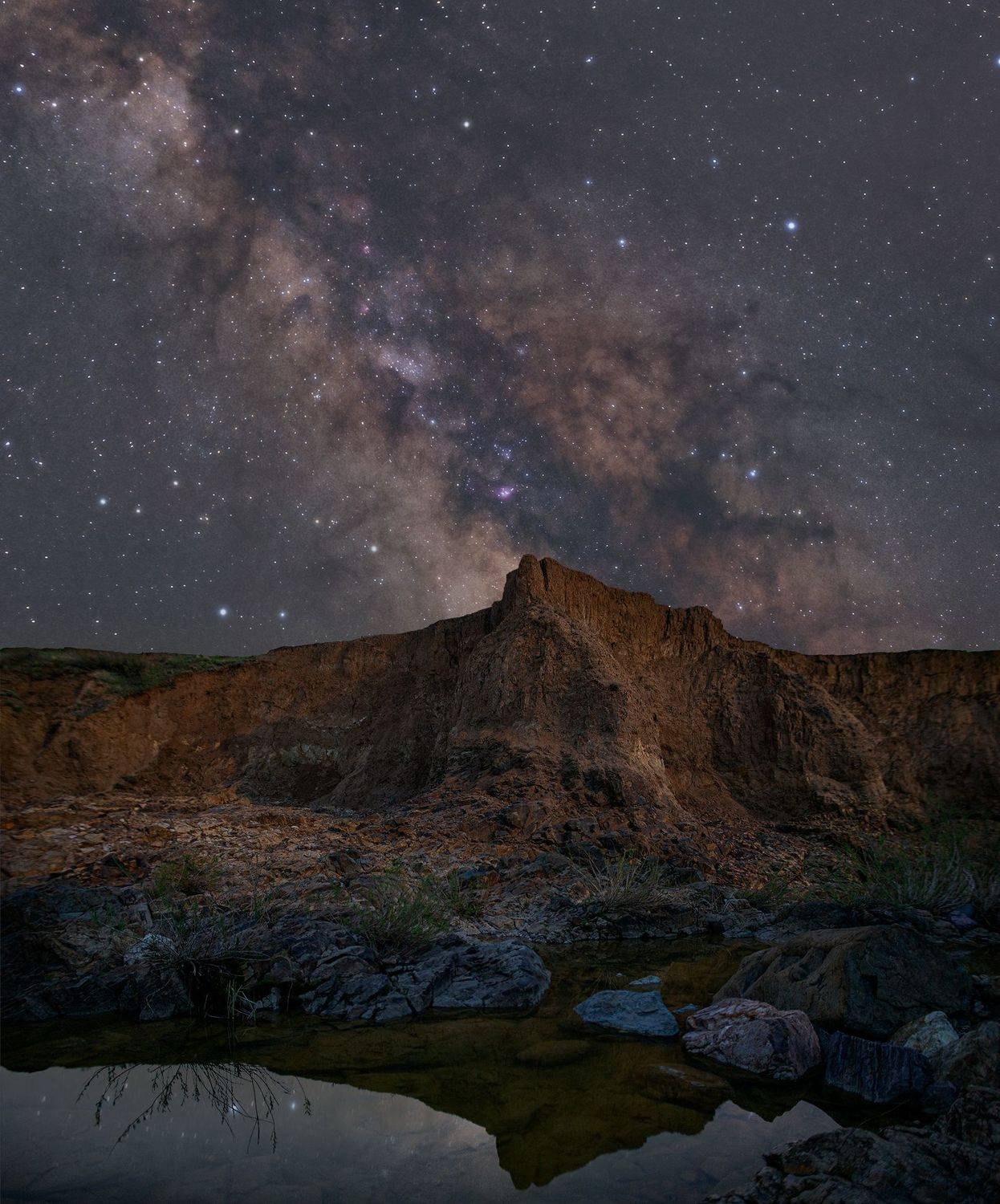 млечный путь, звезды, космос, ночь, длинная выдержка, canon, пейзаж, туманность, каньон, весна, река, вода, трава, камни, скалы, отражение, Евгений Бондарь