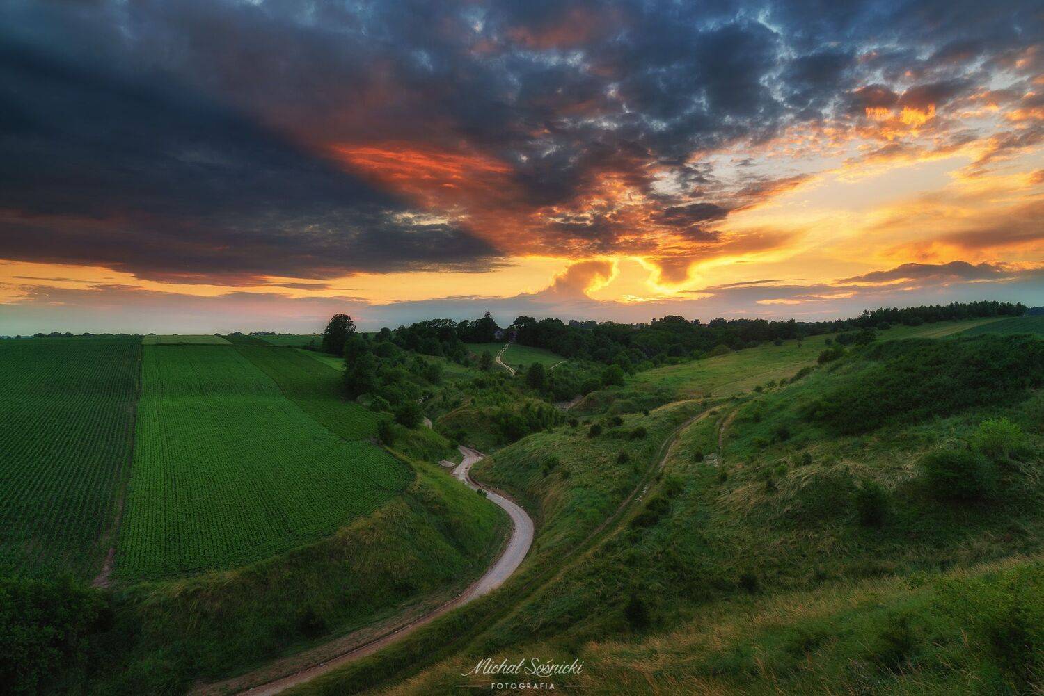 #poland #ponidzie #strad&oacute;w #grodzisko #road #sun #sunset, Michał Sośnicki