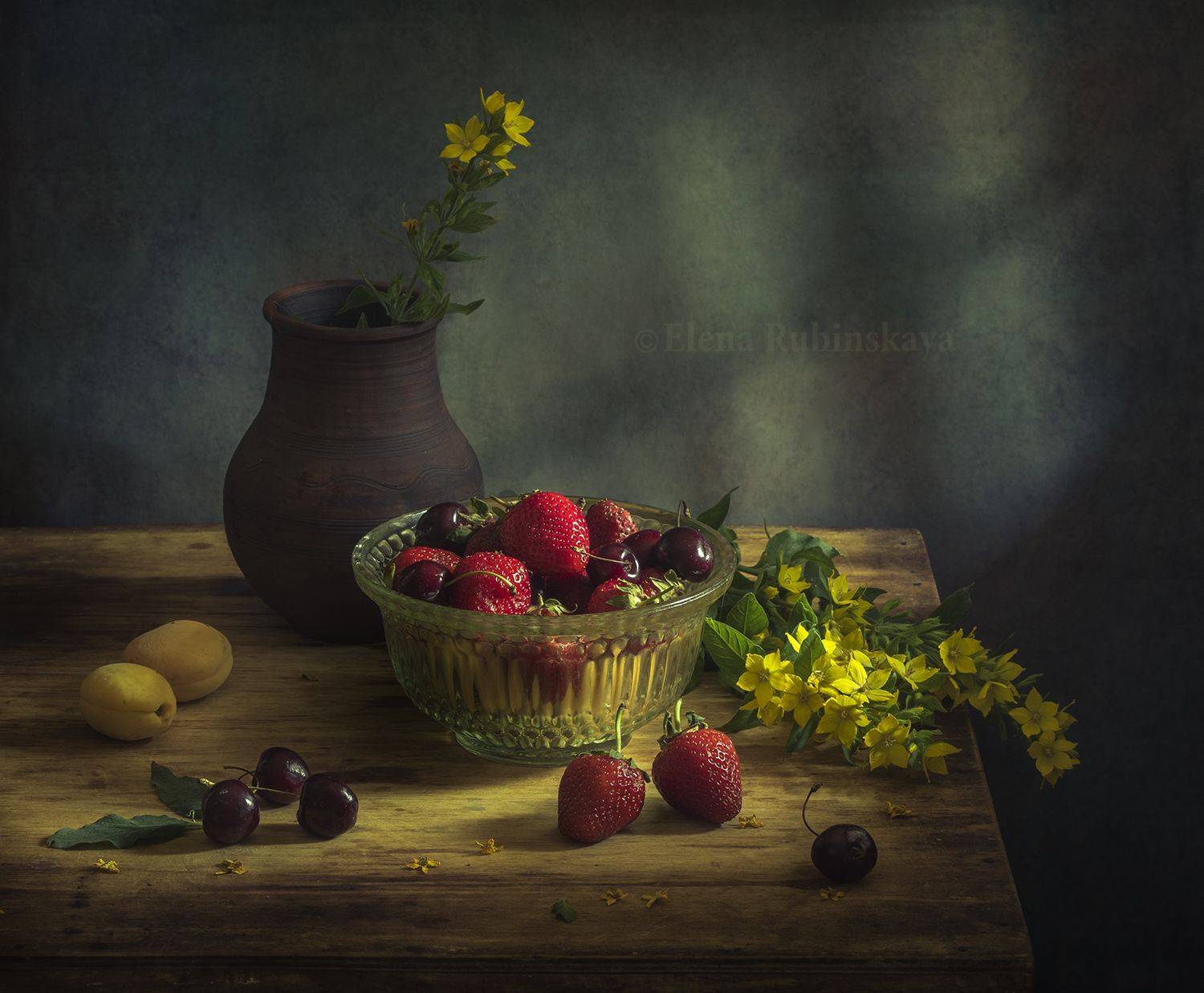 кострома, натюрморт, клубника, ягоды, черешня, Елена Рубинская