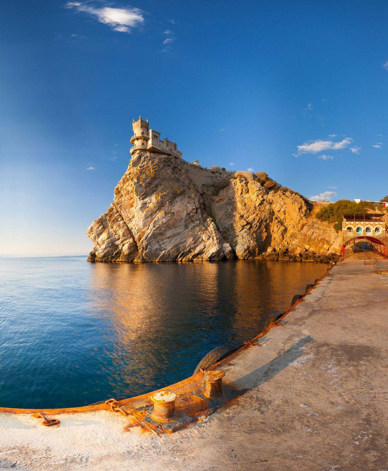 ласточкино гнездо, ялта, крым, ай-тодор, мисхор, черное море, ялтинский залив, фотограф ялта, Serge Titov