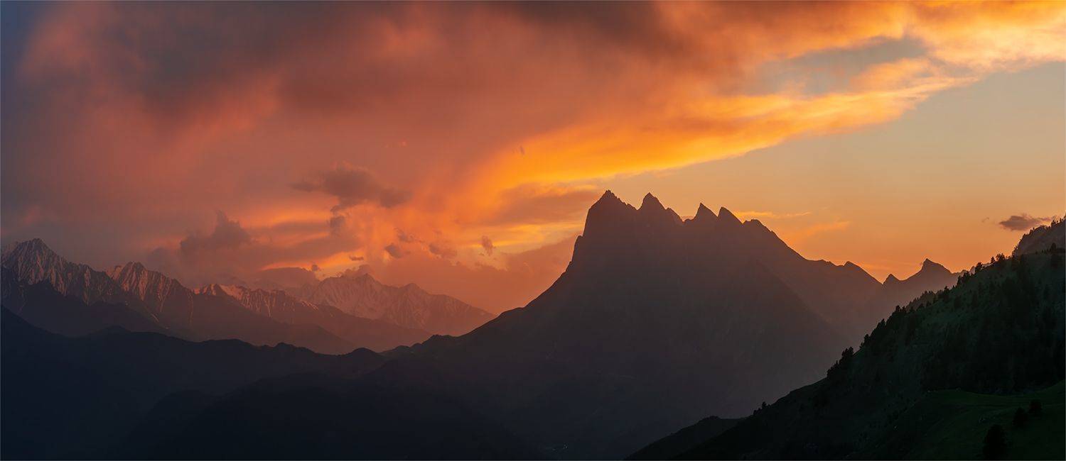 природа, пейзаж, горы, кавказ, природа россии, дикая природа, закат, свет, облака, вечер, ингушетия, Альберт Беляев