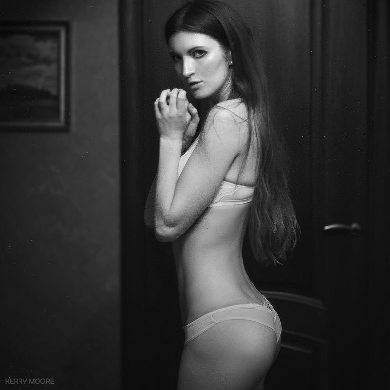 portrait, girl, портрет,style,light,home,blackandwhite,девушка, домашнее, чёрнобелое,nikon, Natalia фото превью