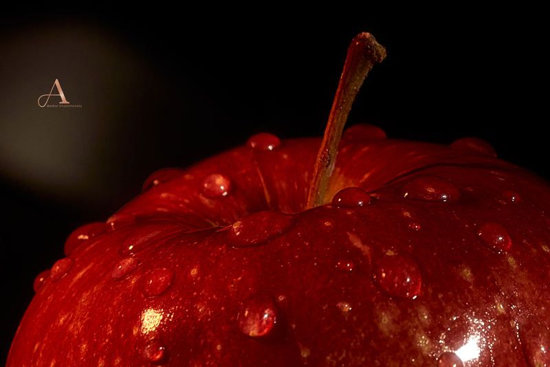 apple macro water dots red close up Apple фото превью