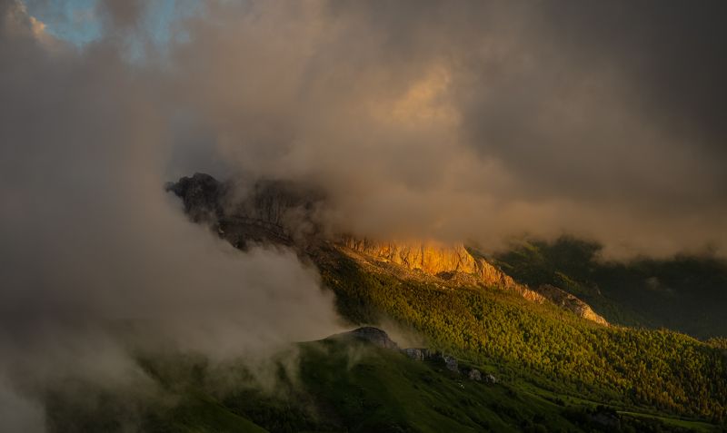 Кавказ, Большой Тхач, Ачешбок, туман Западный Ачешбок фото превью