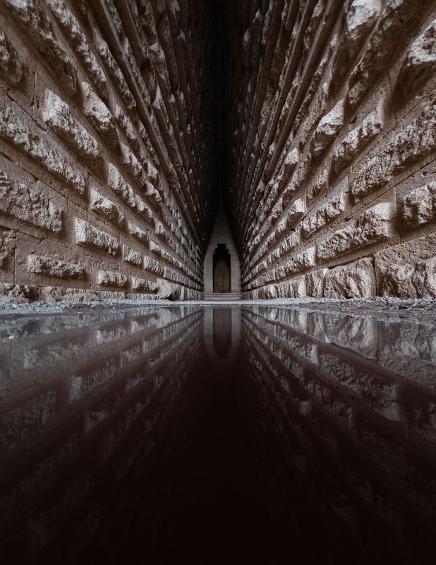 В гробнице Боспорского ливня. фото превью