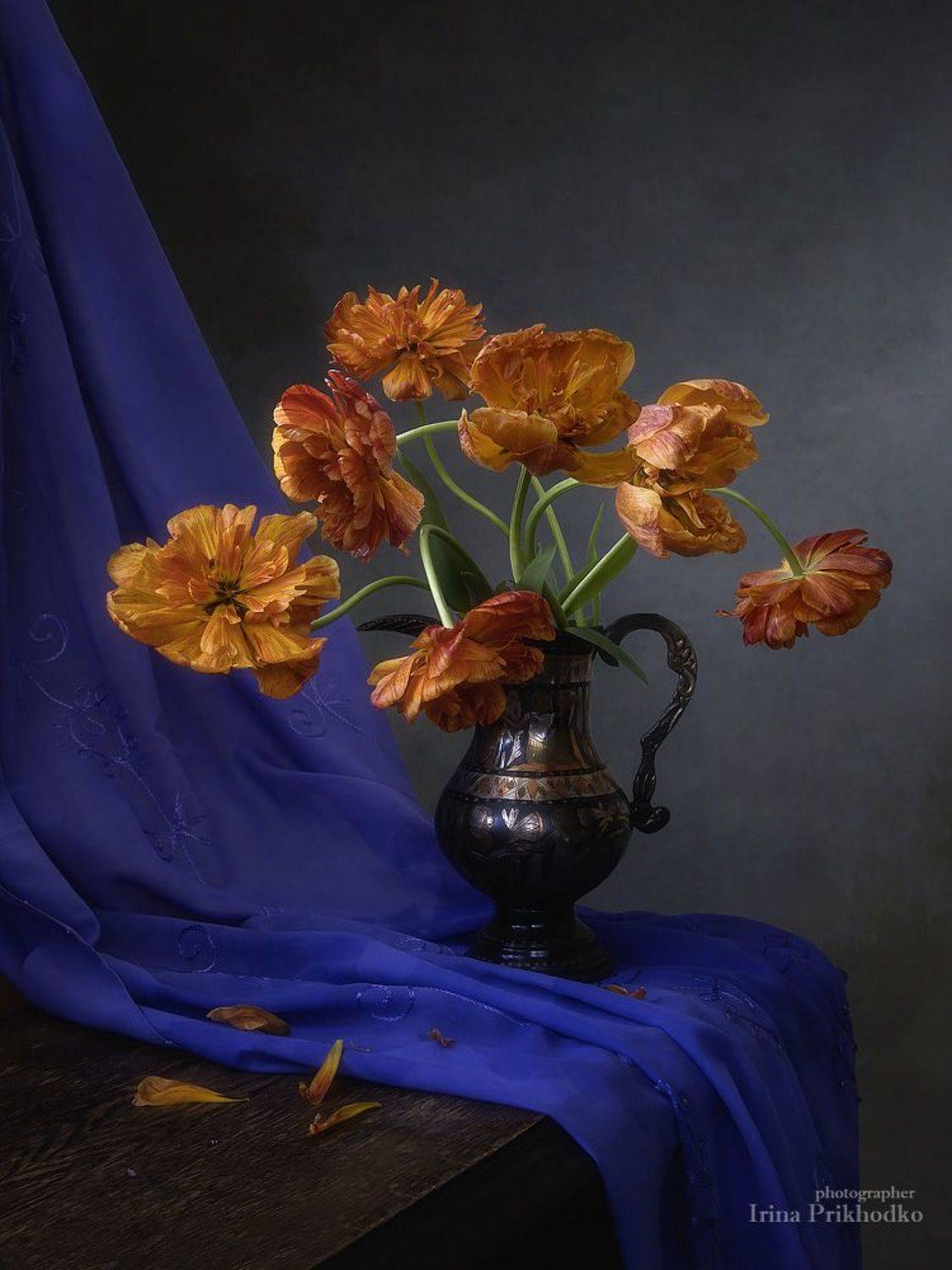 натюрморт, художественная фотография, цветы, тюльпаны, весна, букет, Ирина Приходько