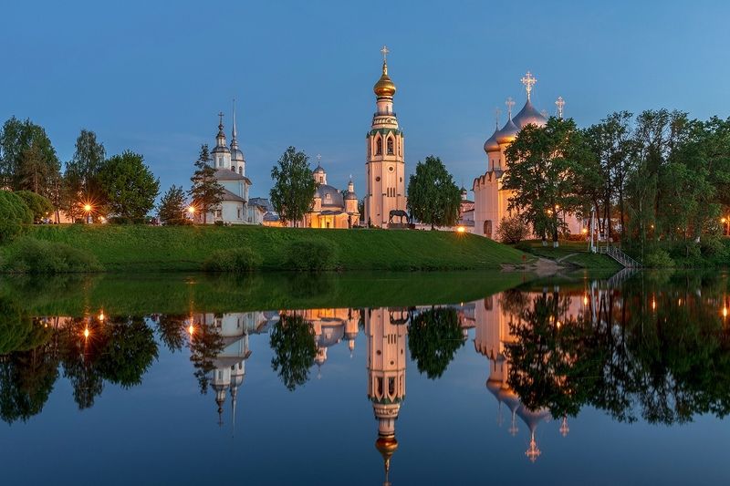 Город, закат Отражение фото превью