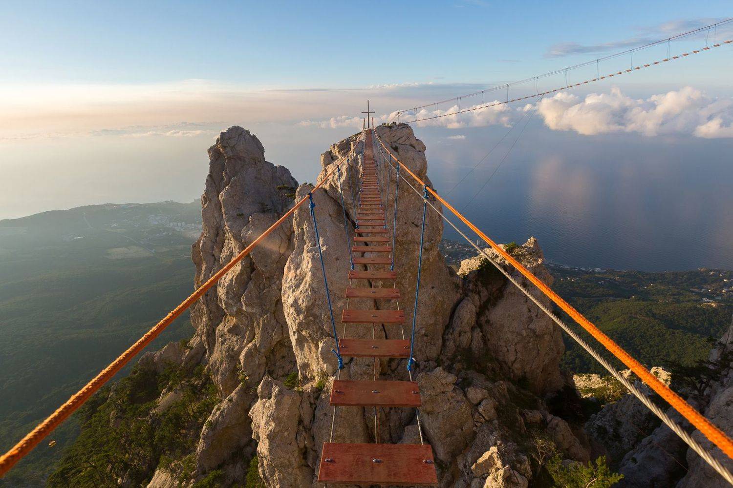 ай-петри, зубцы ай-петри, черное море, ялта, крым, крымские пейзажи, ялтинский залив, фотограф ялта, Serge Titov