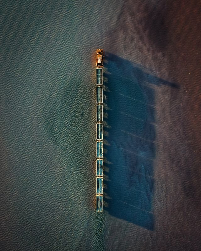 Поезд на озере Бурсоль фото превью