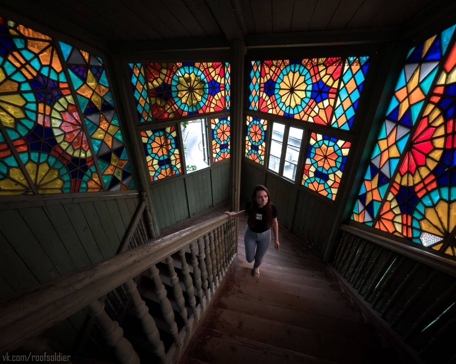 Georgia, Tbilisi, architecture, interior, stair, staircase, steps, old, girl, woman, portrait, dark, wooden, Голубев Алексей