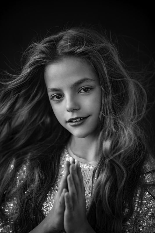 Sisters фото превью