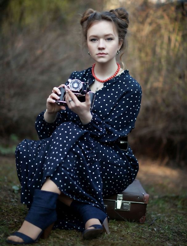 девушка, фотограф, ретро,стиль,фото, girl, photographer, retro, style,holiday, photos Девушка фотограф фото превью