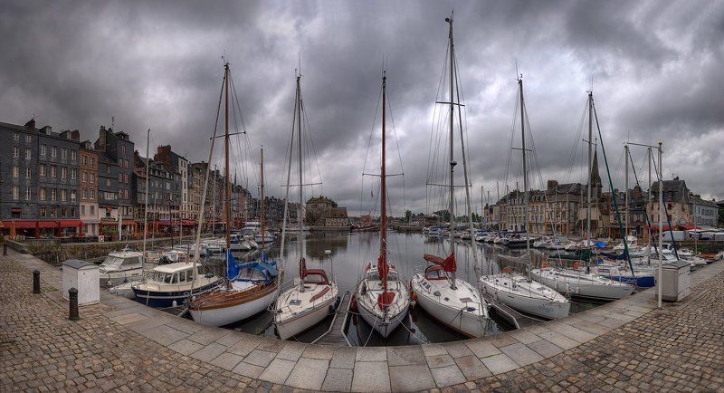 Онфлер, Франция Старая гавань фото превью
