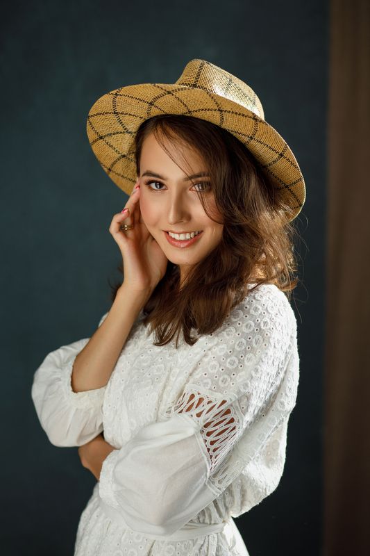 Карина фото превью