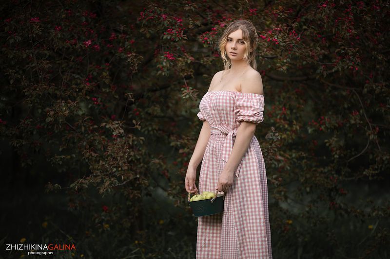 яблоки, девушка, цветение, портрет, фотопрогулка, фотограф, москва, лицо, girl, face, portrait, apple Сладкий урожай фото превью