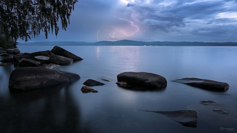 вечером на озере фото превью