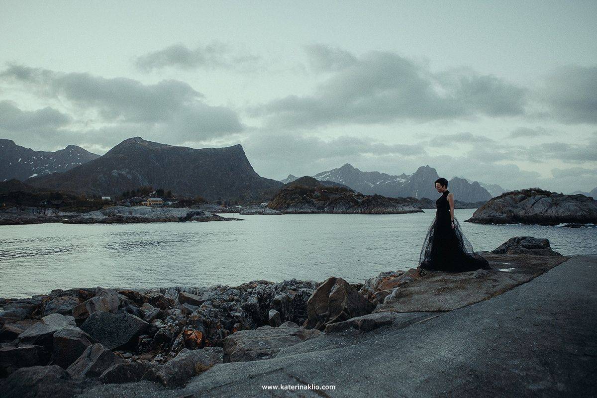 Lonely, night, loneliness, Norway, lighthouse, light, sea, ocean, breeze, mountains, Lofoten, Катерина Клио