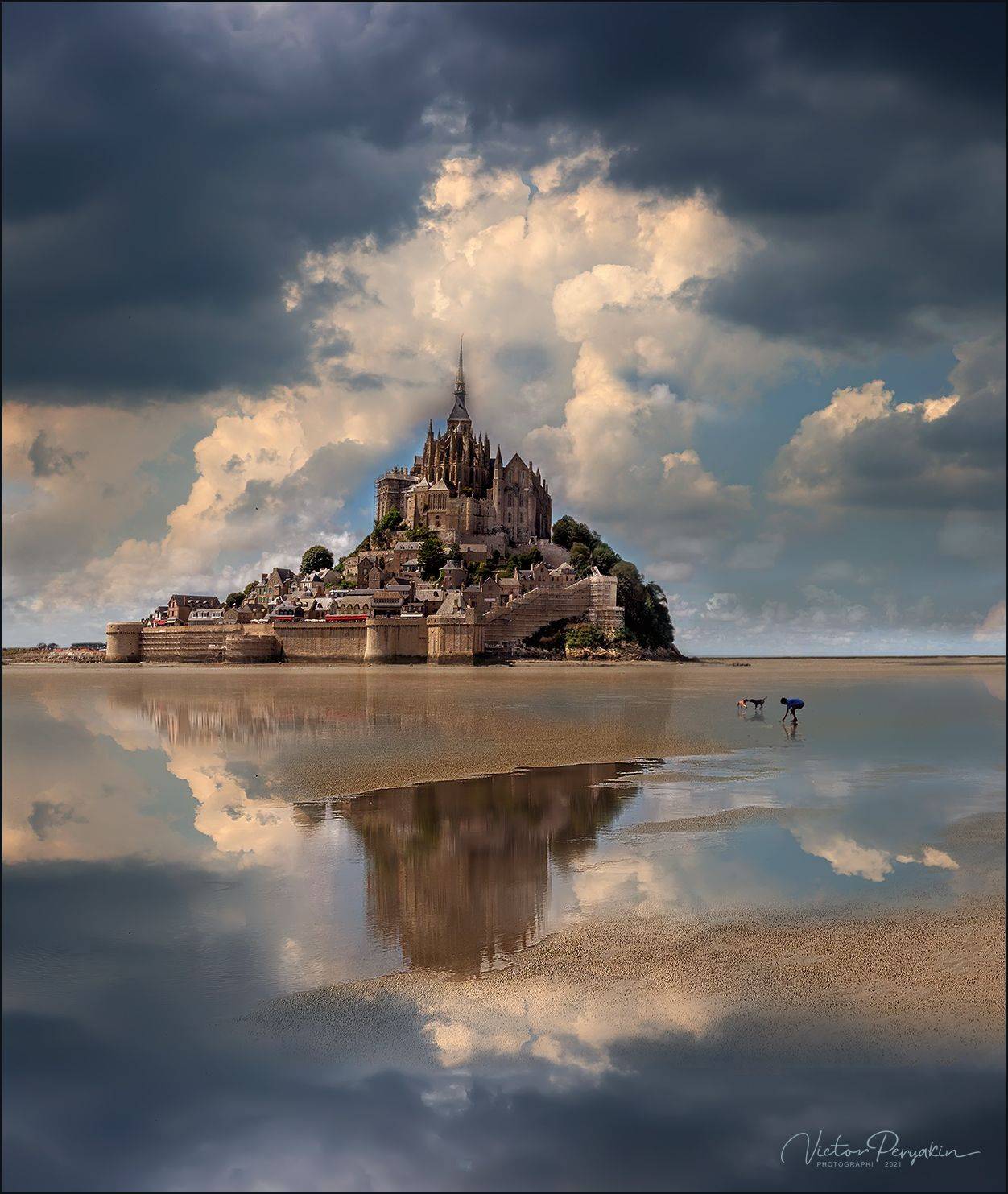 , Виктор Перякин