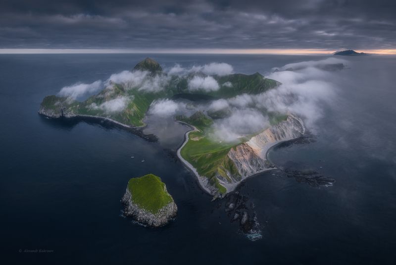курилы,пейзаж,янкича,аэрофото Где-то ждут нас острова... фото превью