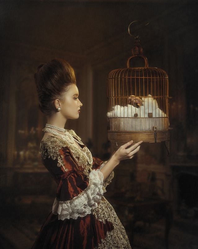 Girl and her cage фото превью