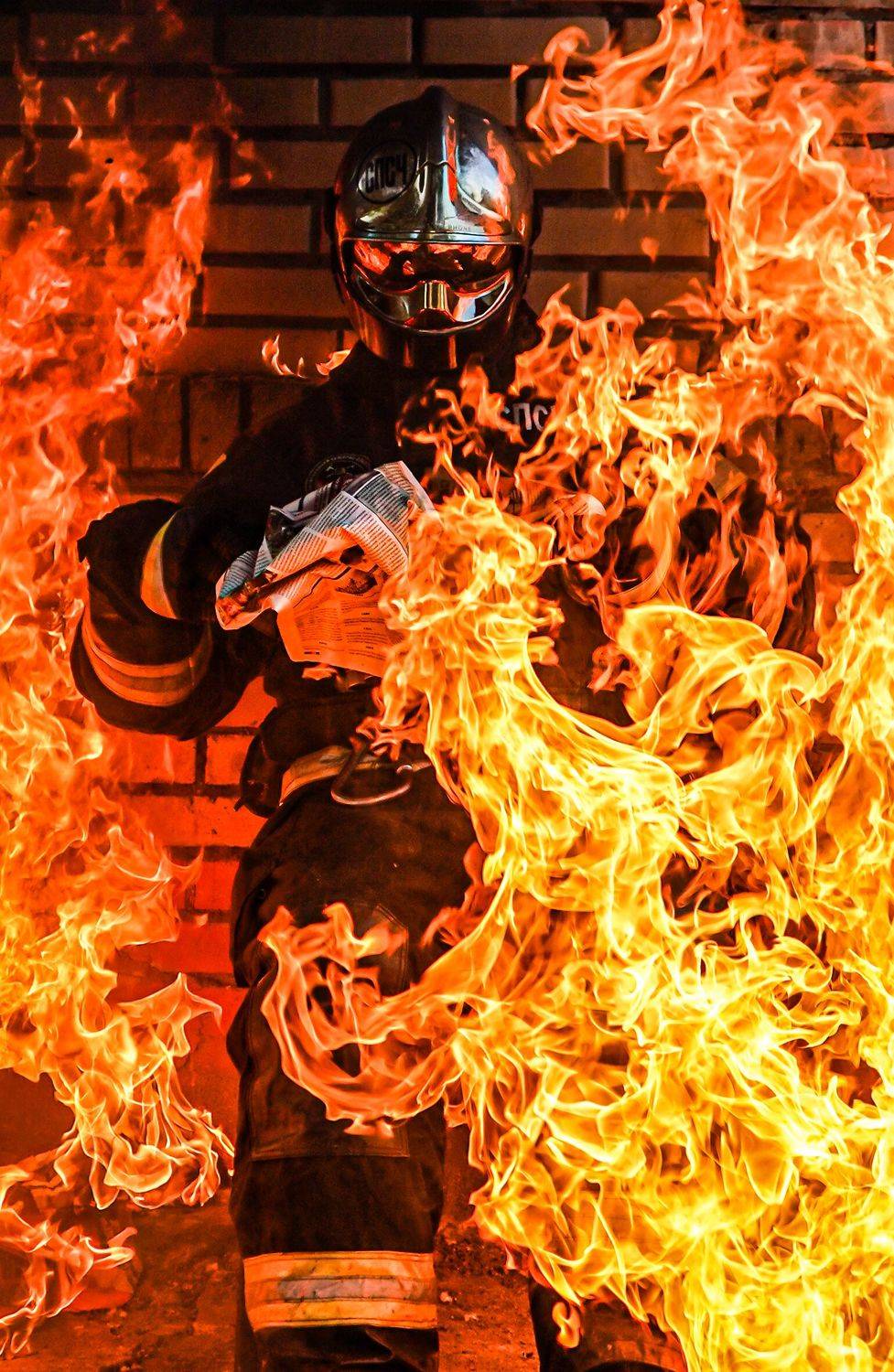 огонь пожарные мчс fire firefighter rescue спасатели дым работа жар тепло, Сергей Лашнев