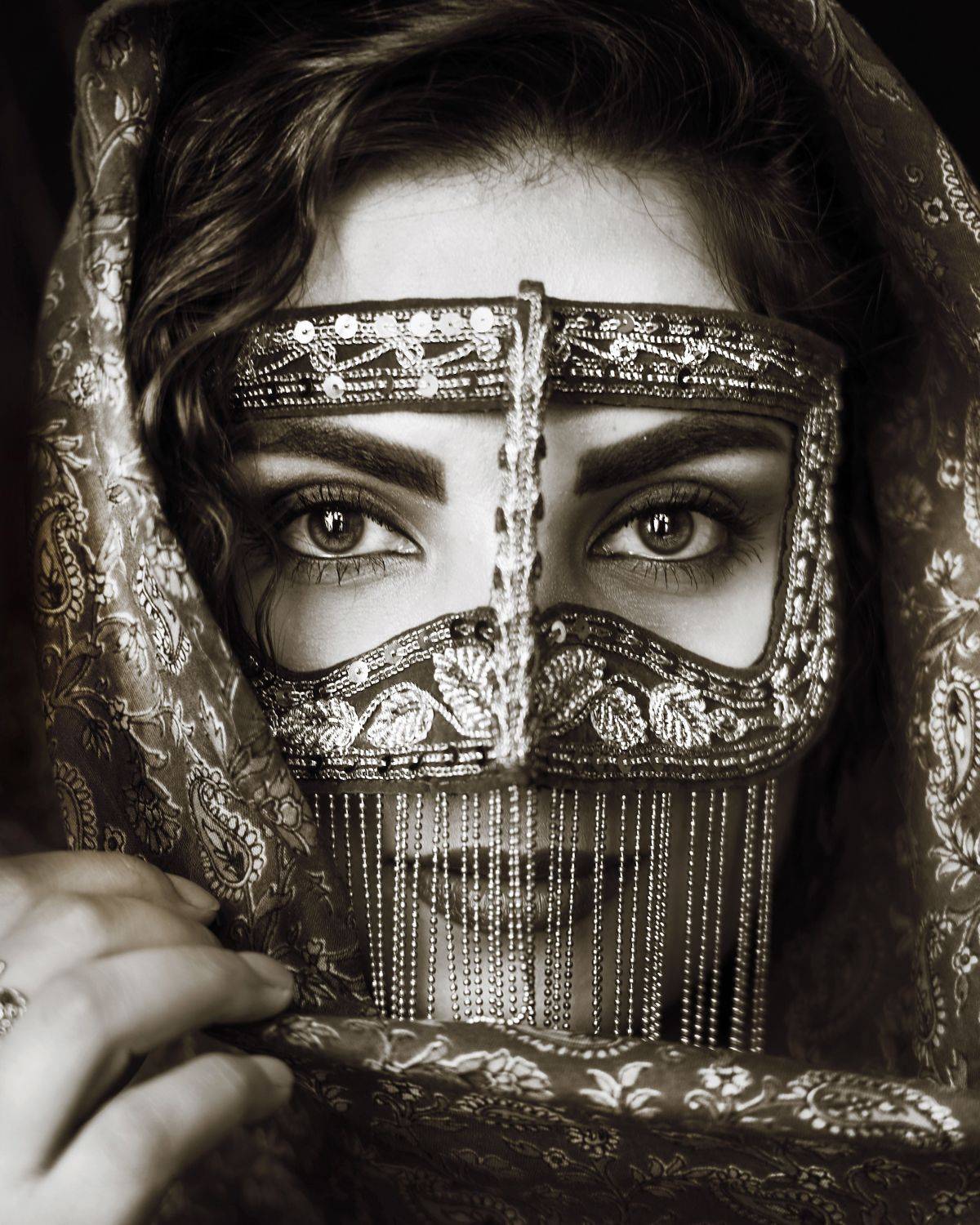 old, woman , eyes , room , beauty , beautiful , model , light, ebrahim elmi