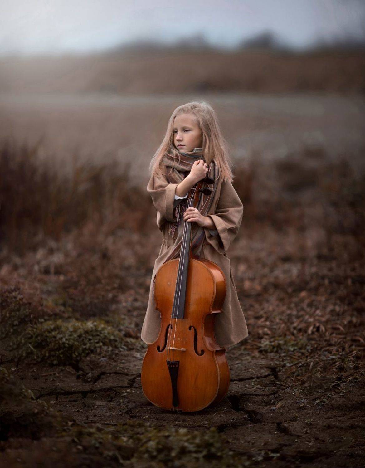 виолончель, девочка, осень, Алёна Алексеева