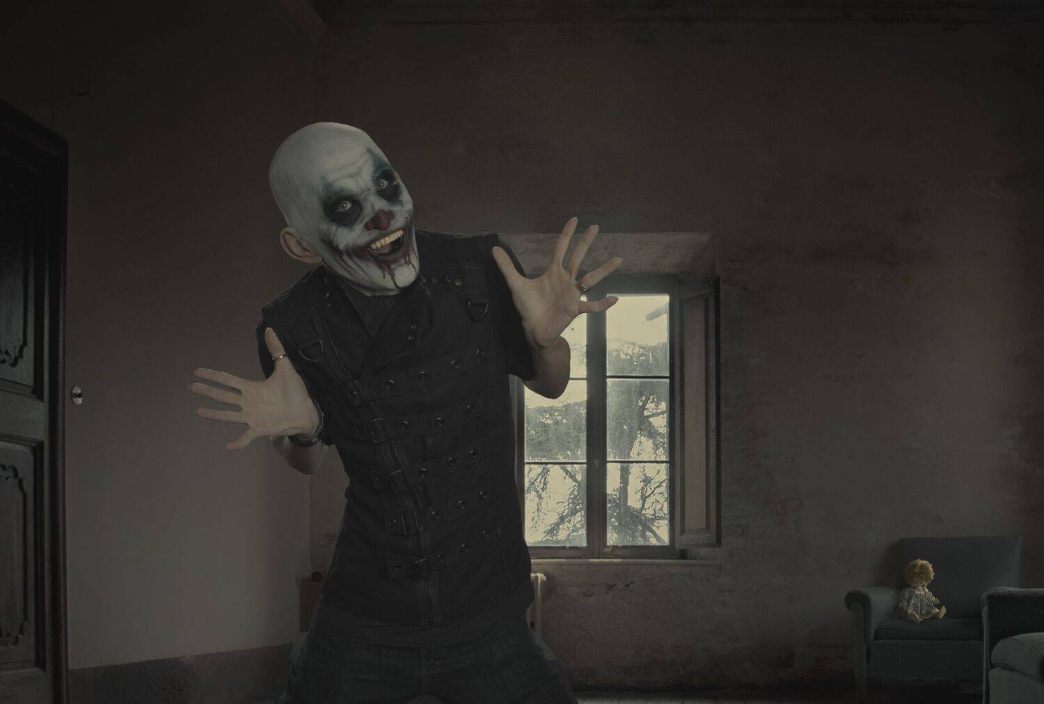 комната, клоун, Sergii Vidov