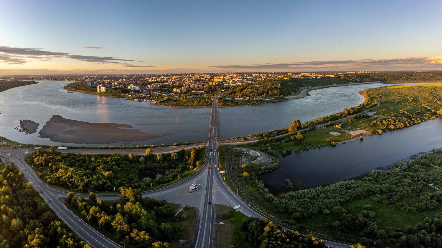 , Сергей Ларин