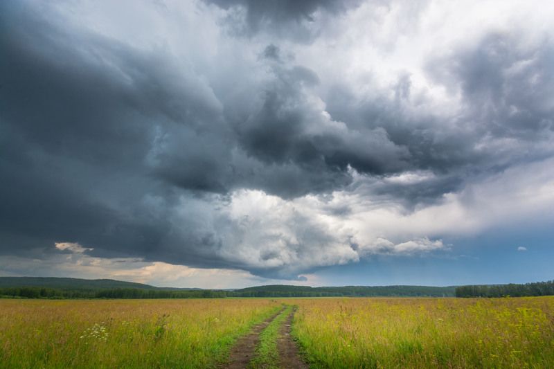 тучи лето поле гроза Замер мир перед грозой фото превью
